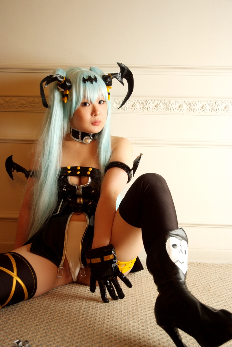 [Cosplay] 2013.04.05 Queen s Blade - Hot Alice